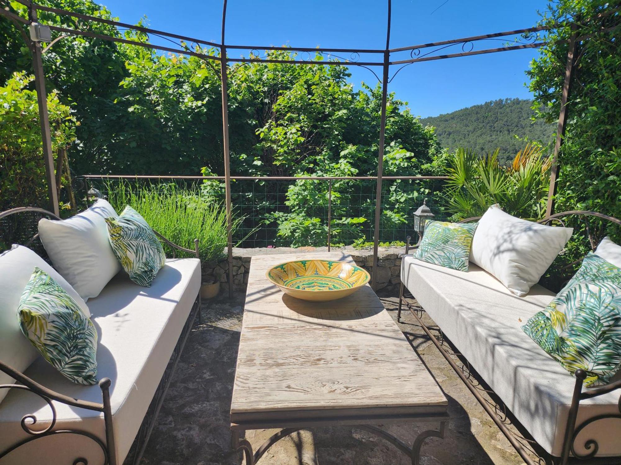La Belle Histoire Bed & Breakfast Claviers Bagian luar foto