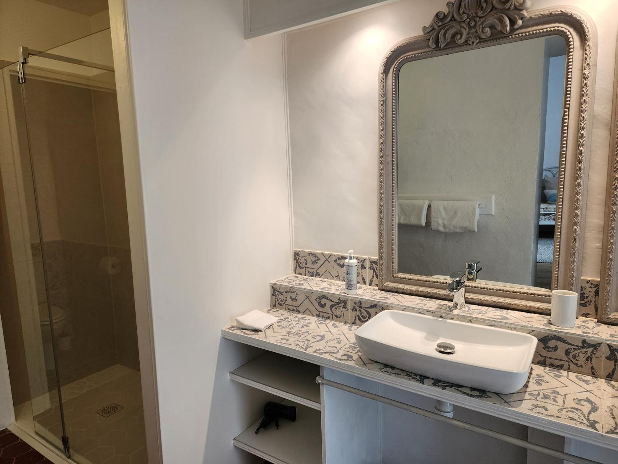 La Belle Histoire Bed & Breakfast Claviers Bagian luar foto